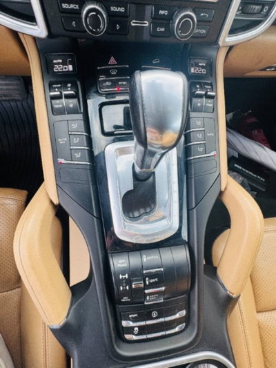 Porsche Cayenne 3.0 Diesel (15)