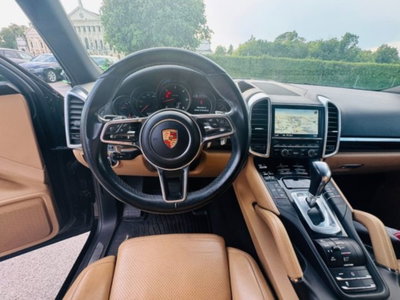 Porsche Cayenne 3.0 Diesel (9)