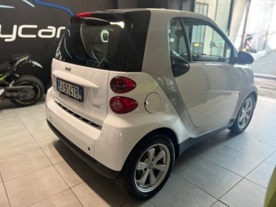 smart Fortwo 1000 52 kW MHD coupé passion (5)