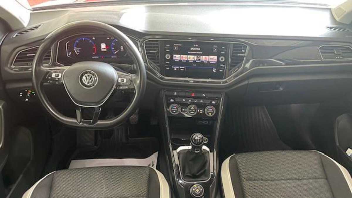 Volkswagen T-Roc 2.0 TDI SCR 4MOTION Advanced BlueMotion Technology (11)