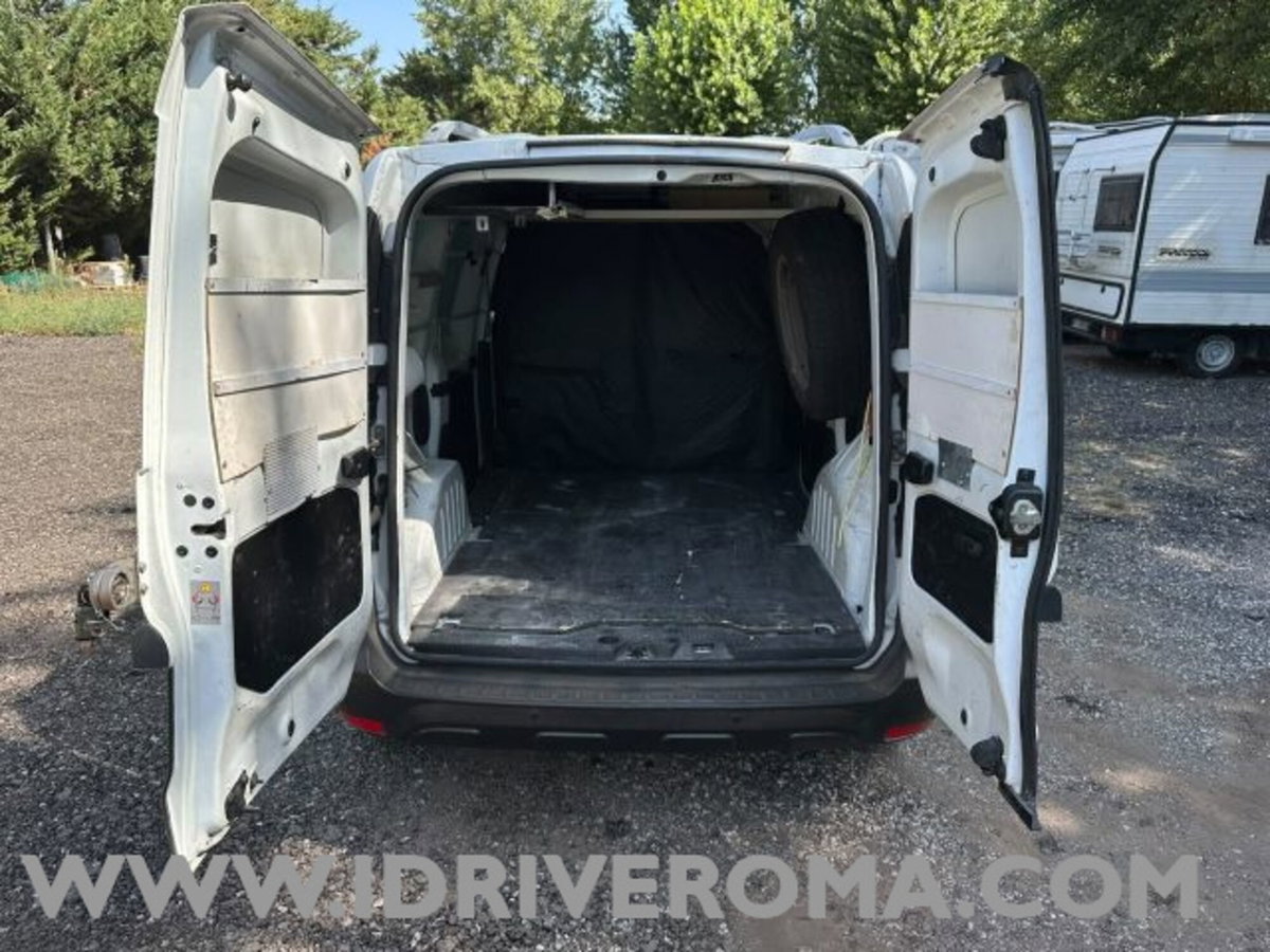 Dacia Dokker Stepway 1.6 8V 110CV GPL (10)