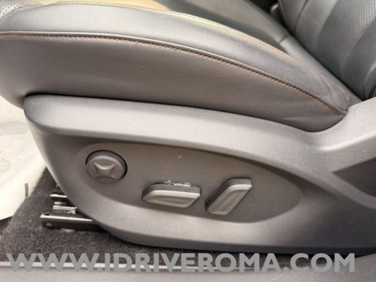 Mg HS 1.5 Luxury auto (12)