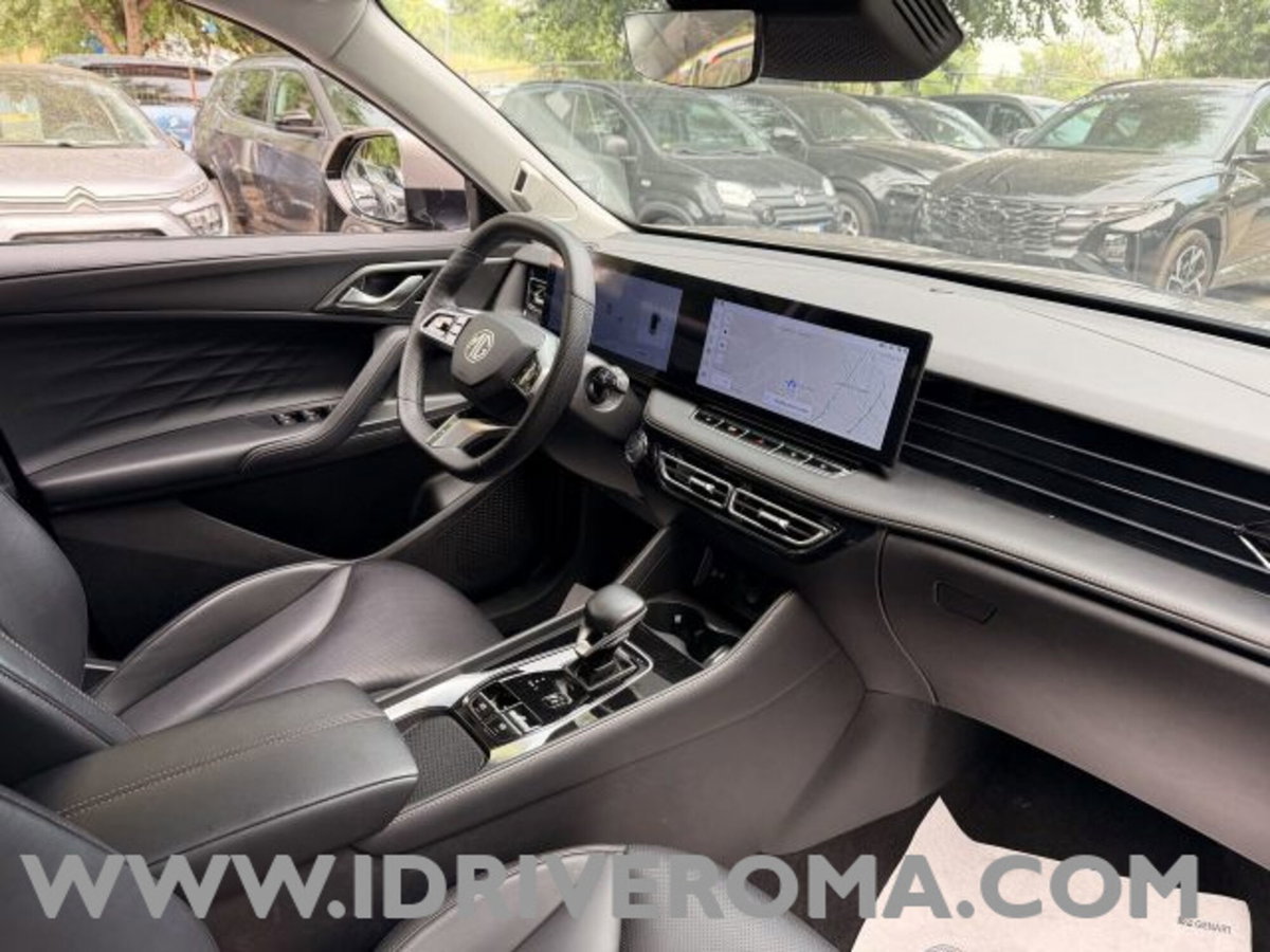 Mg HS 1.5 Luxury auto (15)