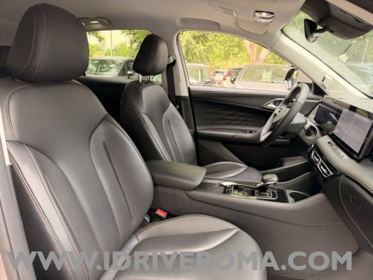 Mg HS 1.5 Luxury auto (16)