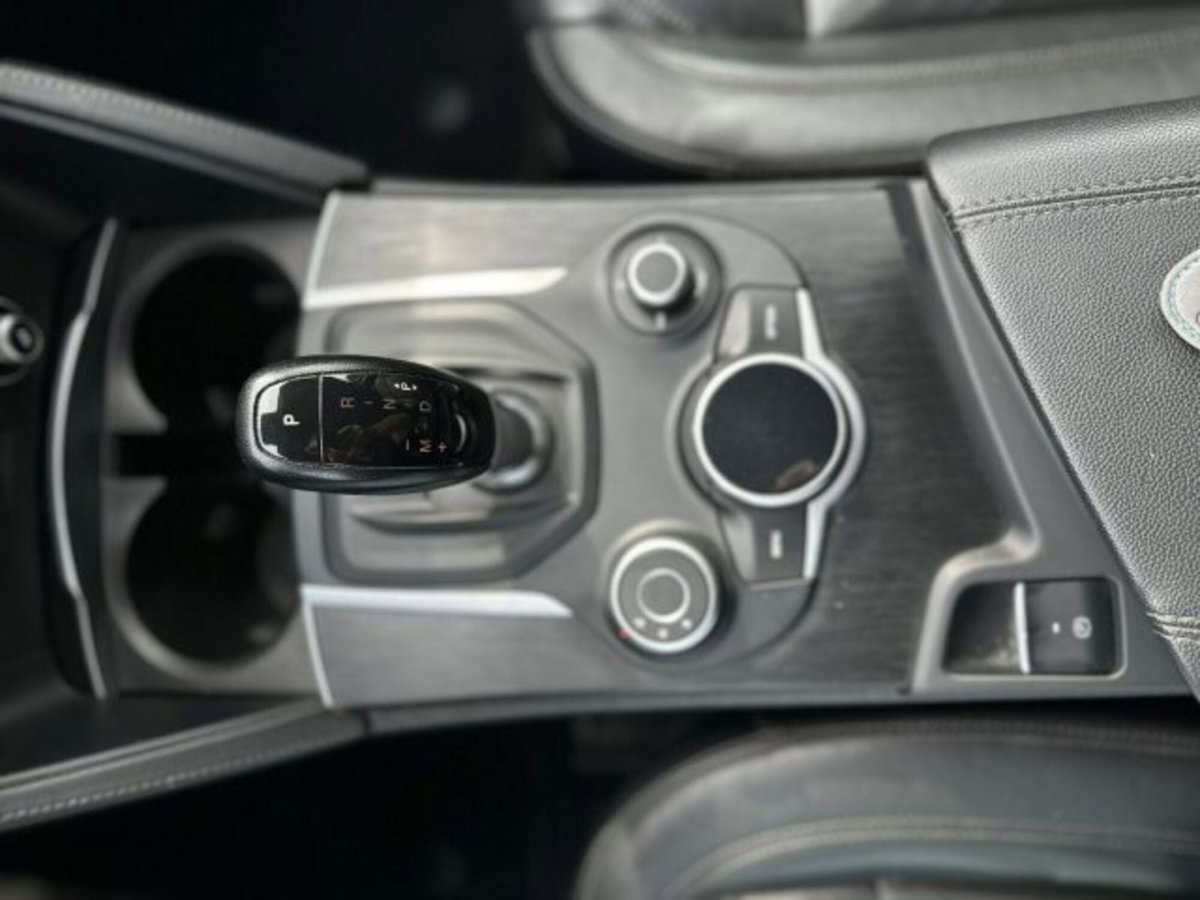 Alfa Romeo Stelvio Stelvio 2.2 Turbodiesel 210 CV AT8 Q4 Executive (19)