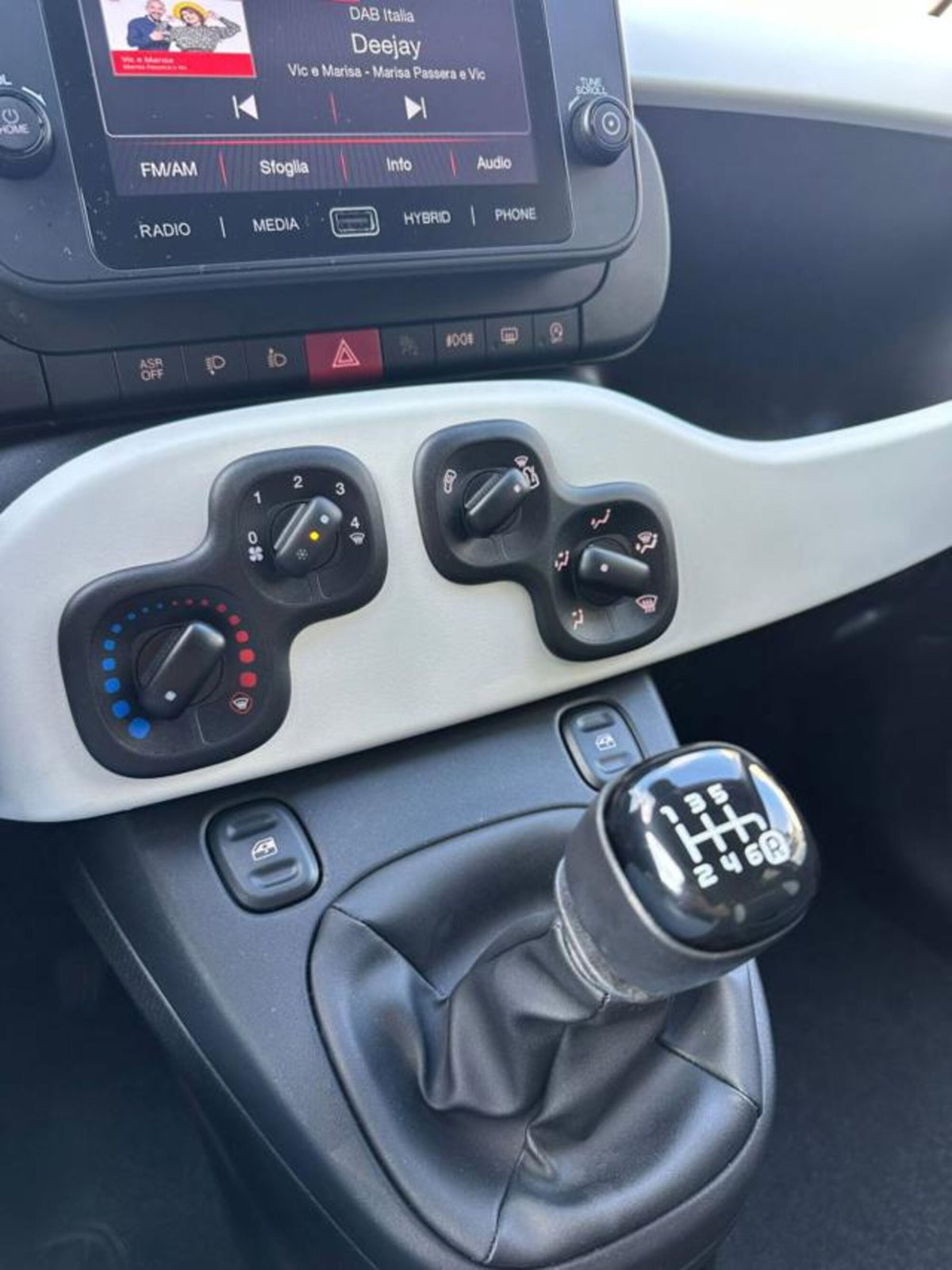 Fiat Panda Cross 1.0 firefly hybrid Cross s&s 70cv 5p.ti (10)
