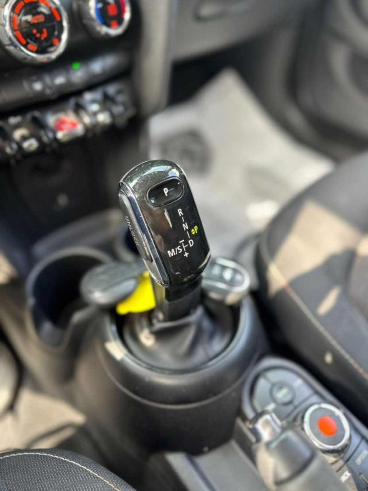 MINI Mini 1.5 Cooper D Hype 5 porte (16)