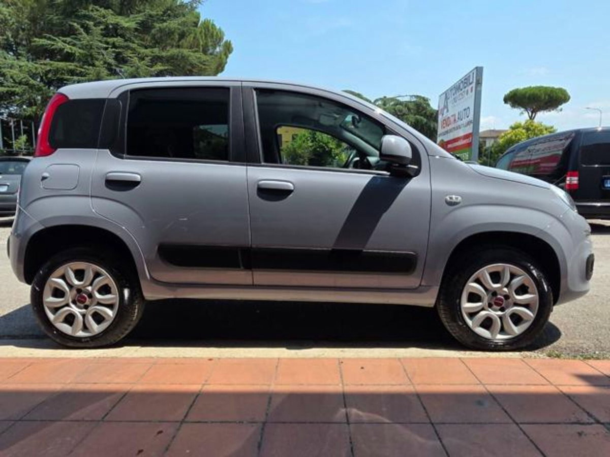 Fiat Panda 0.9 TwinAir Turbo Natural Power Lounge (19)