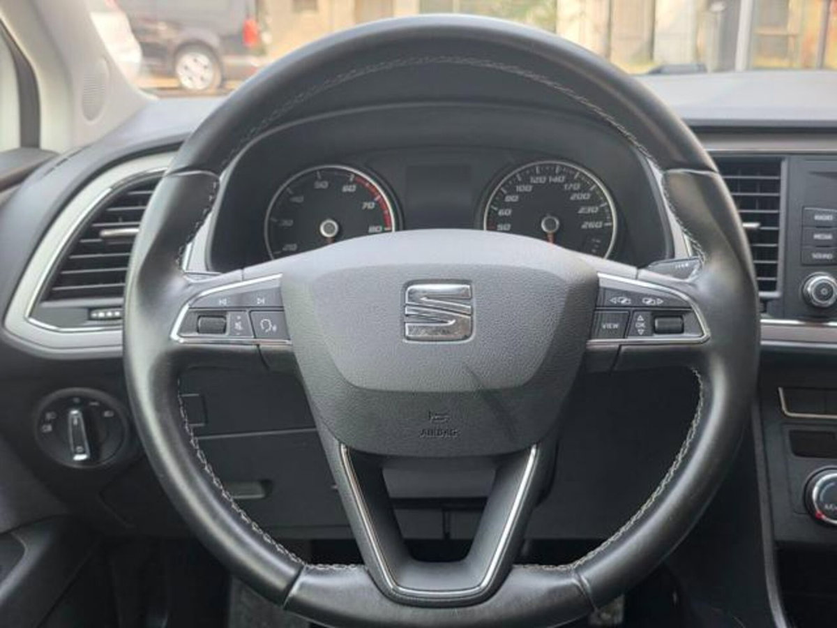 SEAT Leon 1.5 TGI 5p. Style (16)