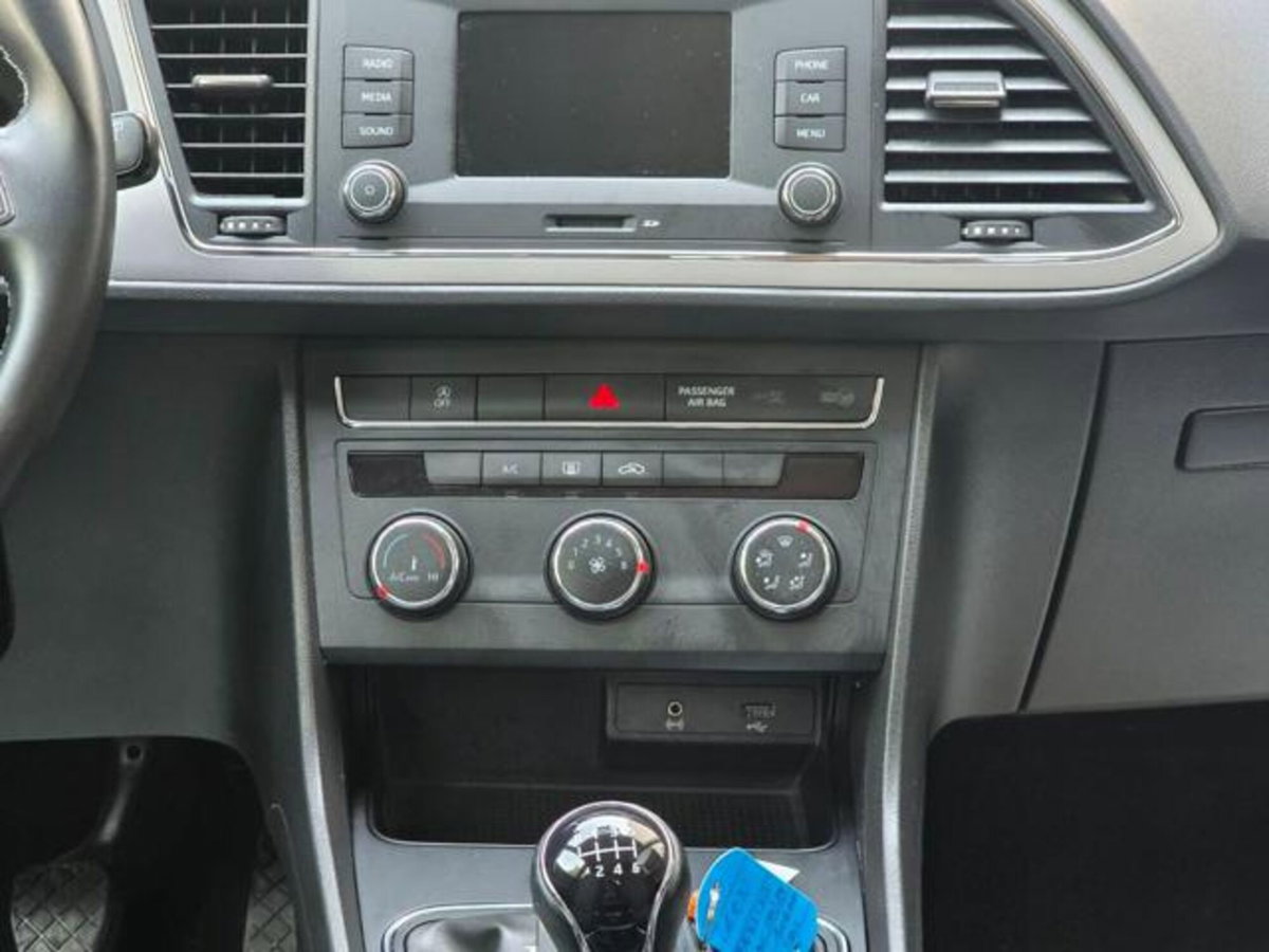 SEAT Leon 1.5 TGI 5p. Style (18)