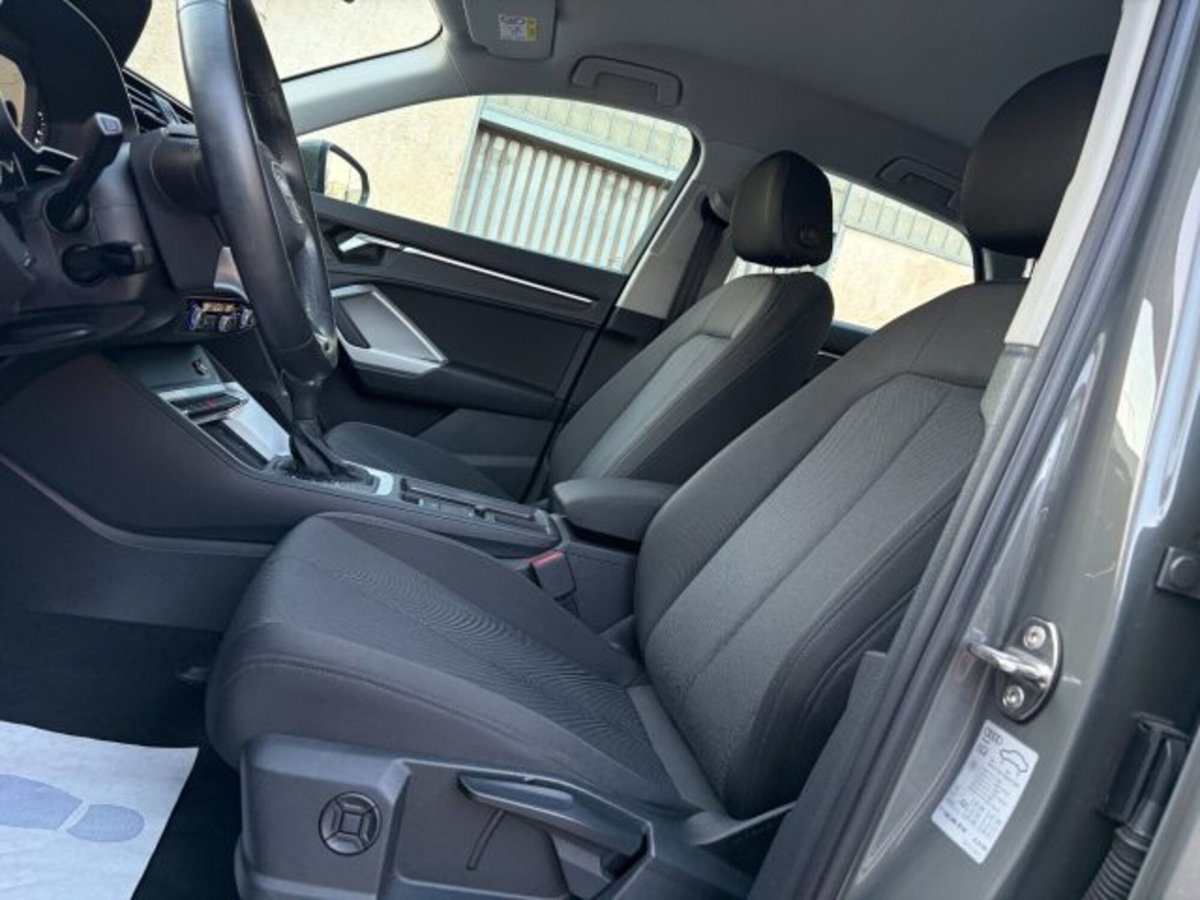 Audi Q3 Sportback Sportback 35 2.0 tdi s-tronic (17)