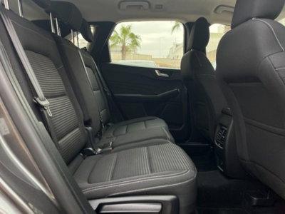 Ford Kuga 1.5 EcoBlue 120 CV aut. 2WD Titanium (13)