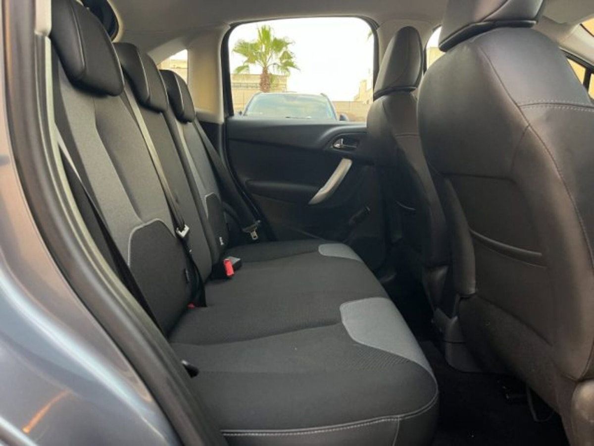 Citroen C3 1.4 HDi 70 Seduction (11)