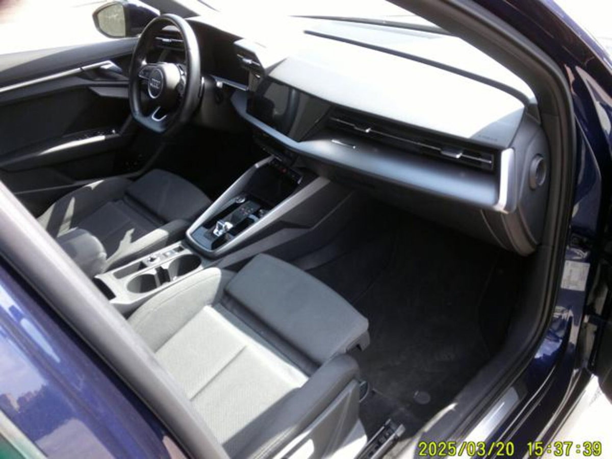 Audi A3 Sportback 35 TDI S line edition (13)