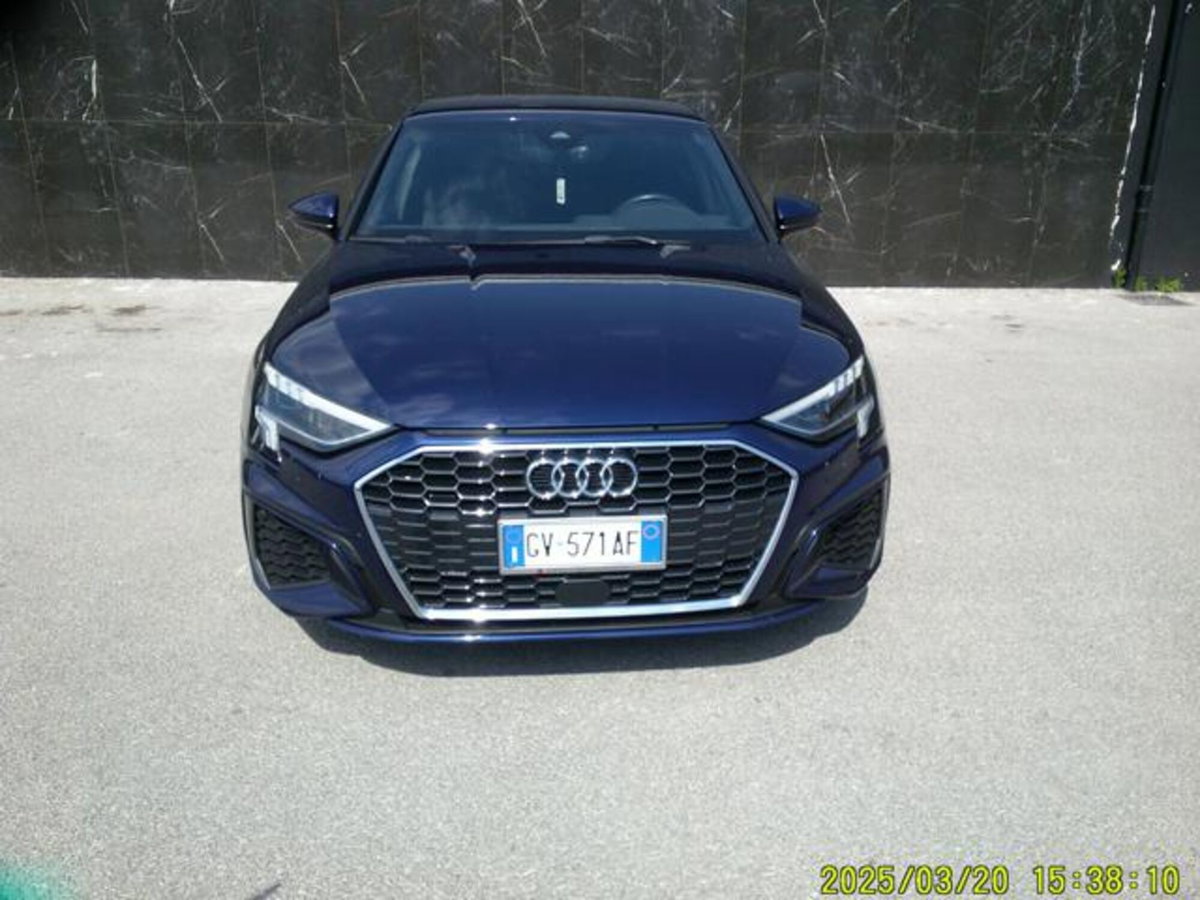 Audi A3 Sportback 35 TDI S line edition (17)
