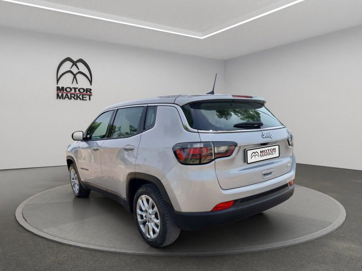 Jeep Compass 1.6 Multijet II 2WD Longitude (8)