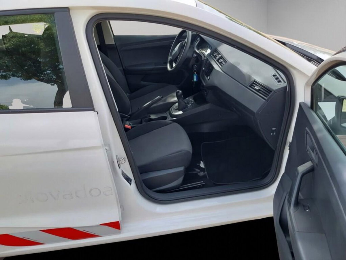 SEAT Ibiza 1.0 TGI 5 porte Reference (13)