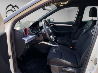 SEAT Arona 1.0 TGI FR (10)