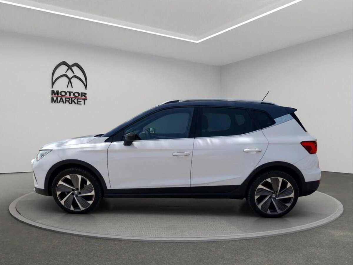 SEAT Arona 1.0 TGI FR (5)
