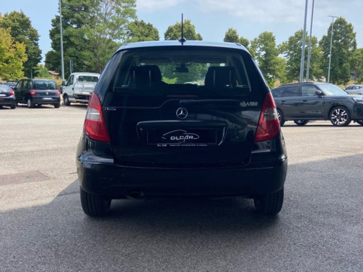 Mercedes-Benz Classe A 150 Classic (9)