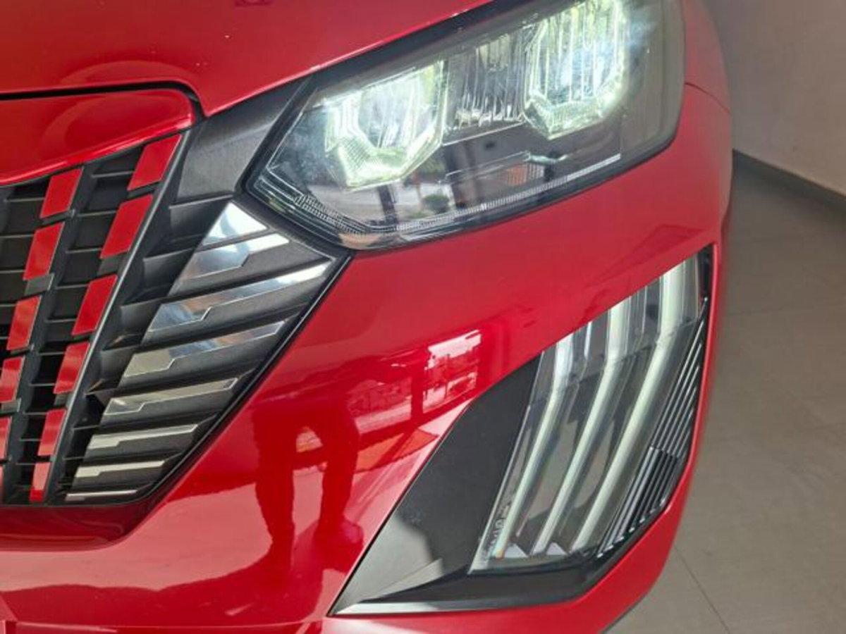 Peugeot 2008 PureTech 100 S&S Allure (20)