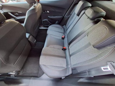 Peugeot 2008 PureTech 100 S&S Allure (12)