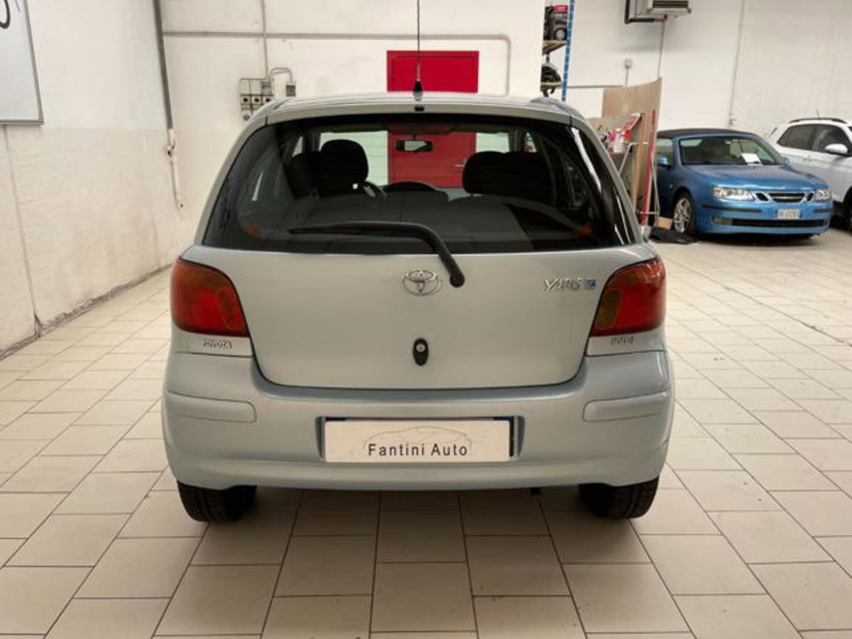 Toyota Yaris 16V cat 5 porte Sol Blue (4)