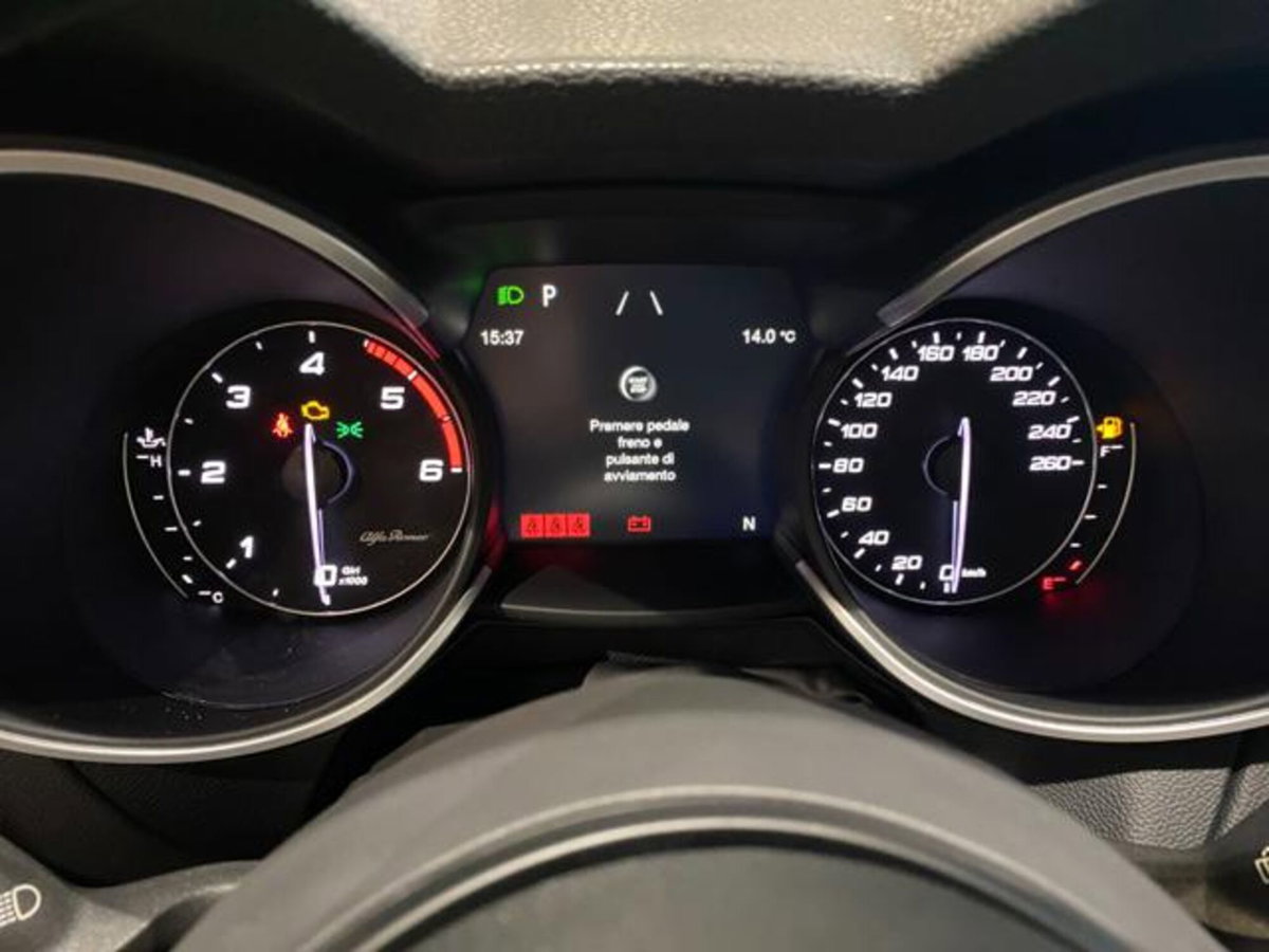 Alfa Romeo Stelvio Stelvio 2.2 Turbodiesel 210 CV AT8 Q4 Veloce (5)