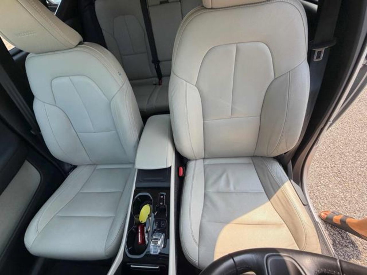 Volvo XC40 D3 Geartronic Inscription (11)