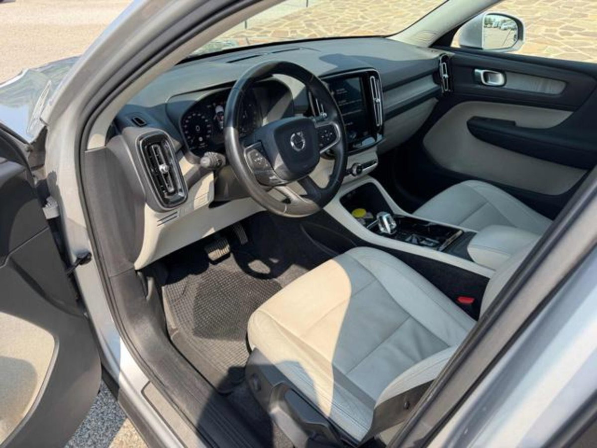 Volvo XC40 D3 Geartronic Inscription (7)