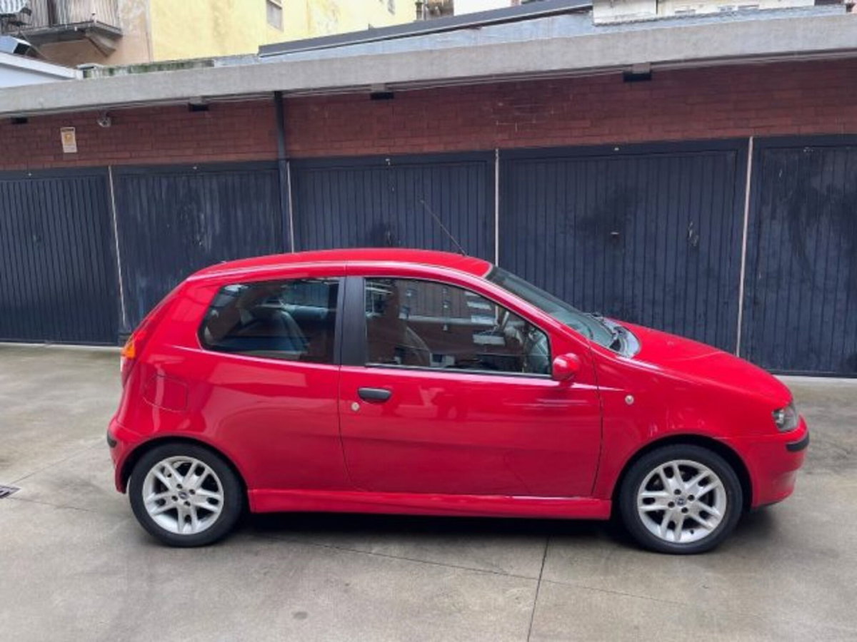 Fiat Punto 1.8i 16V cat 3 porte HGT (12)