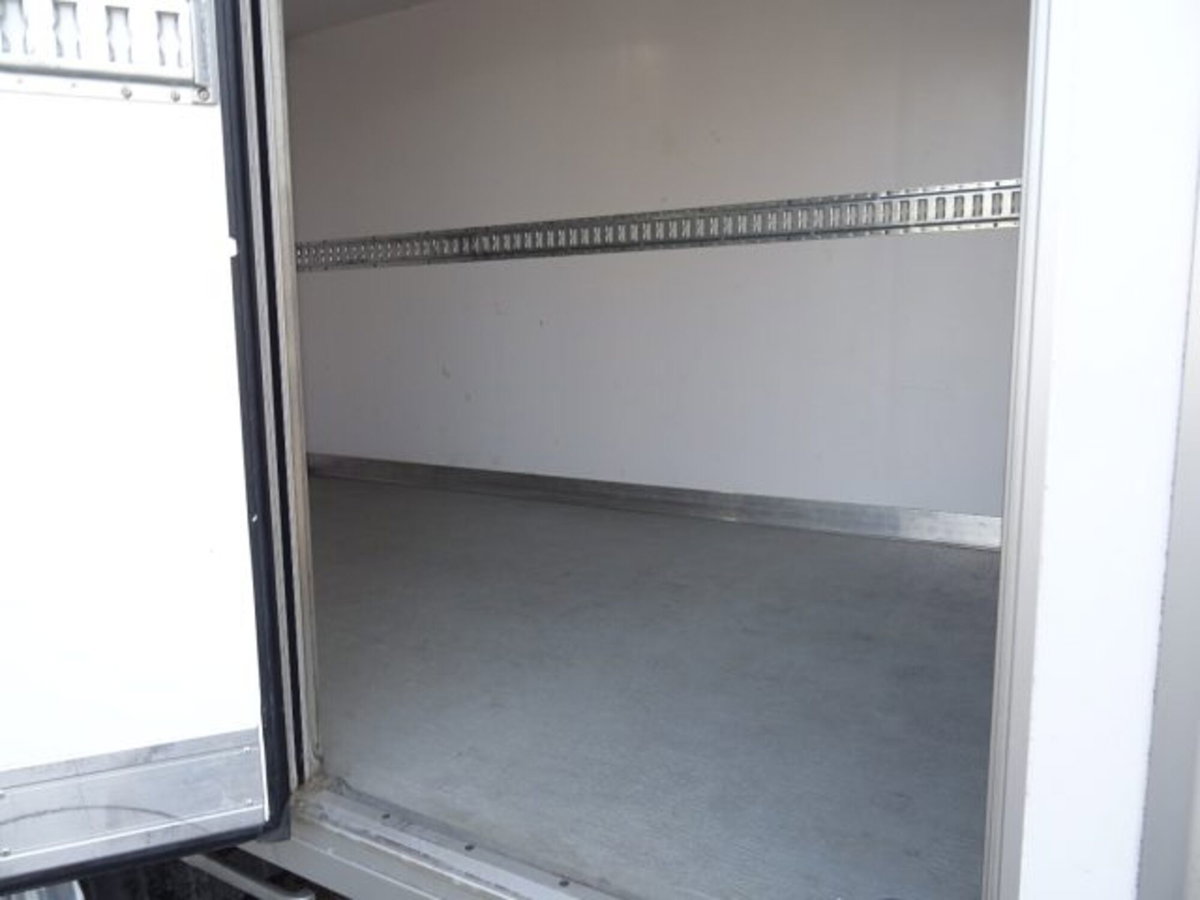 Iveco Daily Telaio 35C16H BTor 3.0 HPT PM-RG Cabinato (12)