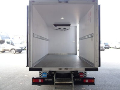 Iveco Daily Telaio 35C16H BTor 3.0 HPT PM-RG Cabinato (14)