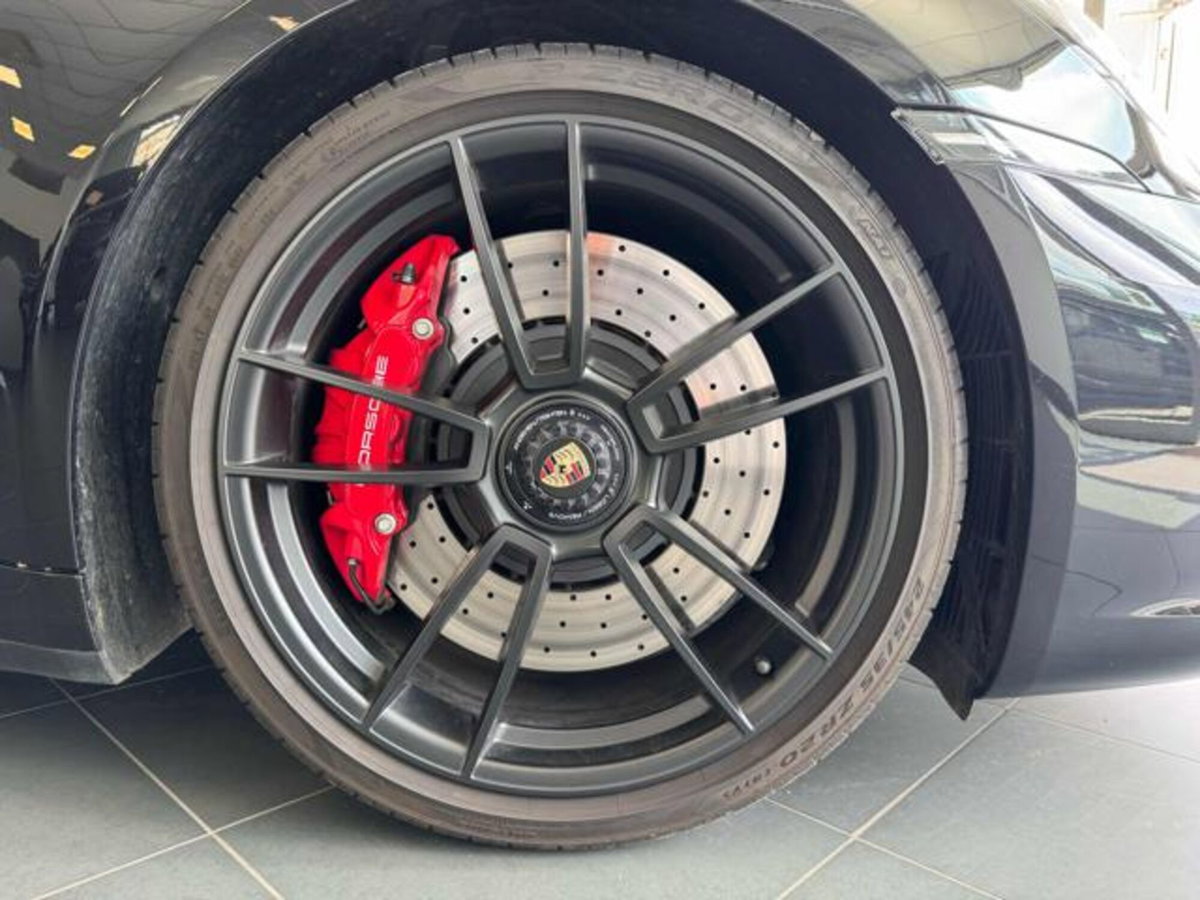 Porsche 911 Coupé Coupe 3.0 Carrera 4 GTS (9)