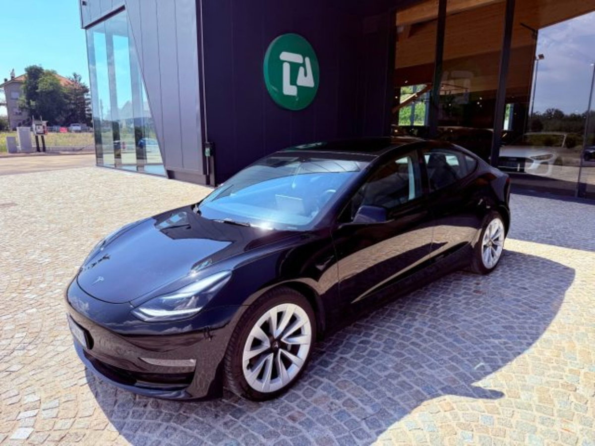 Tesla Model 3 Model 3 Long Range Dual Motor AWD (4)