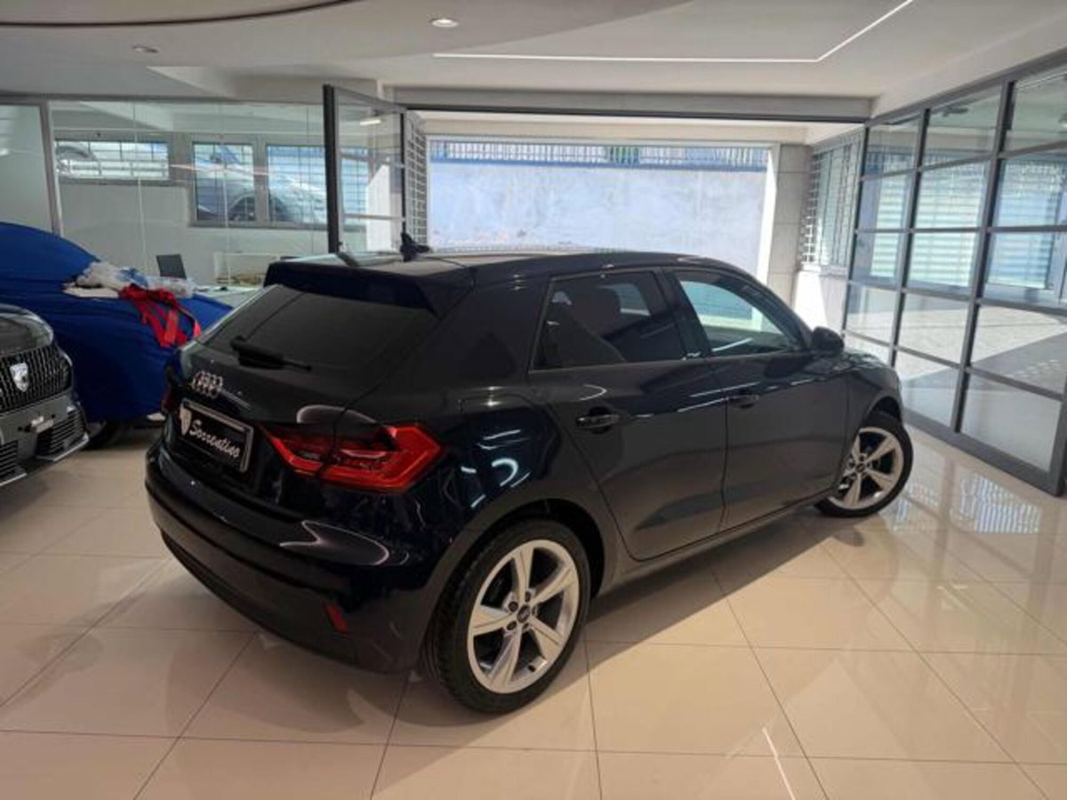 Audi A1 Sportback 25 TFSI Admired (4)