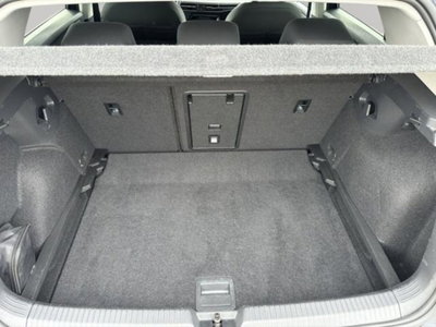 Volkswagen Golf Variant 2.0 TDI SCR DSG Life (14)