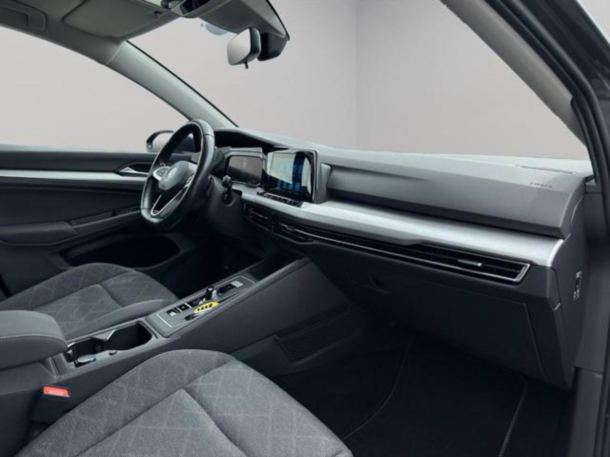 Volkswagen Golf Variant 2.0 TDI SCR DSG Life (16)