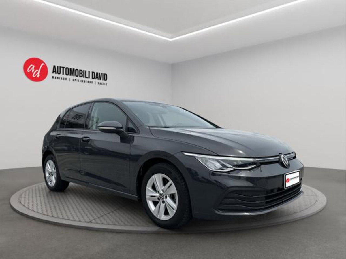 Volkswagen Golf Variant 2.0 TDI SCR DSG Life (2)