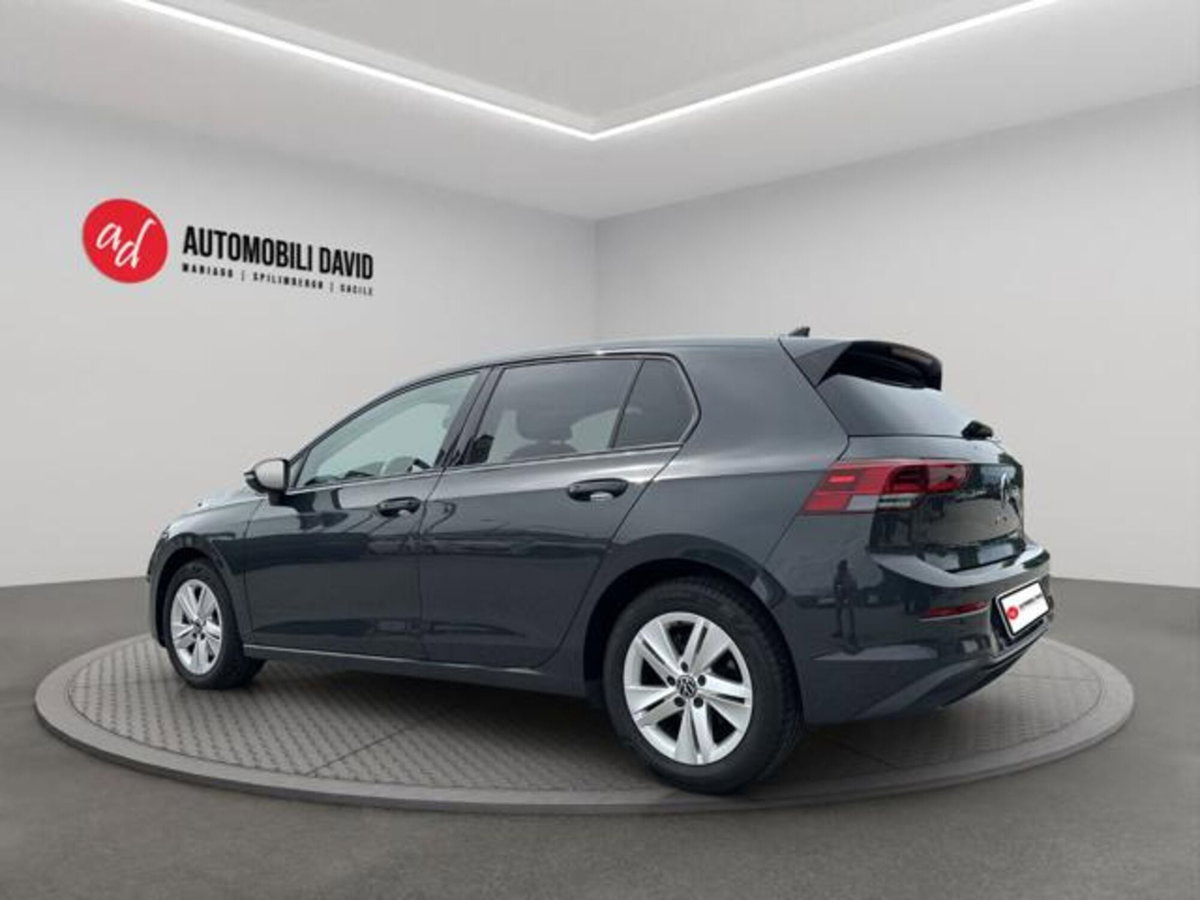 Volkswagen Golf Variant 2.0 TDI SCR DSG Life (3)