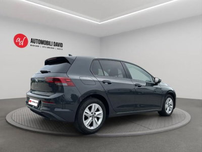 Volkswagen Golf Variant 2.0 TDI SCR DSG Life (4)