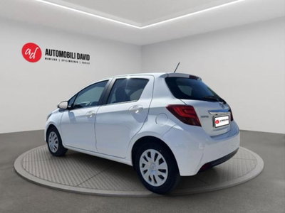 Toyota Yaris 1.0 5 porte Active (3)