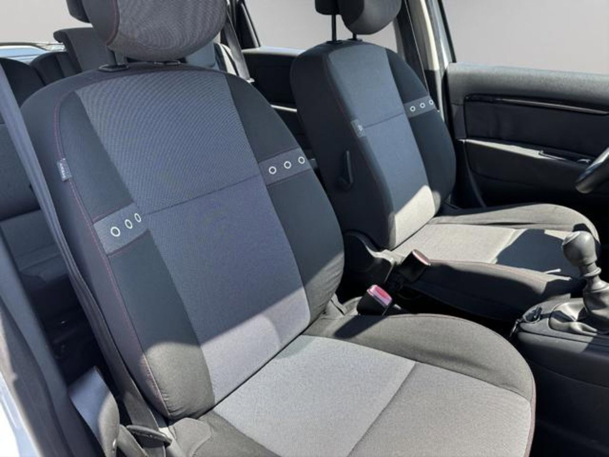 Renault Scenic E-Tech Electric 1.5 dCi 110CV Live (15)