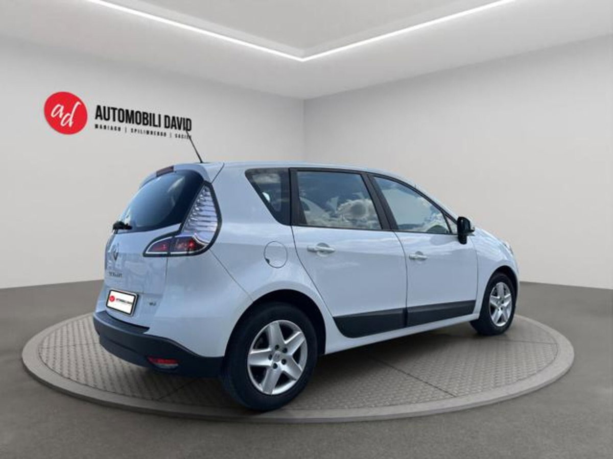 Renault Scenic E-Tech Electric 1.5 dCi 110CV Live (4)
