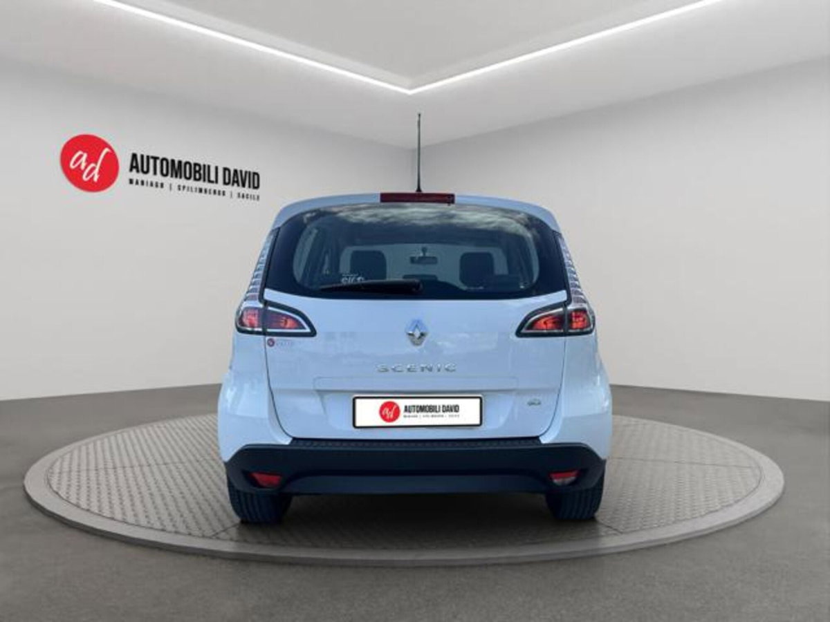 Renault Scenic E-Tech Electric 1.5 dCi 110CV Live (6)