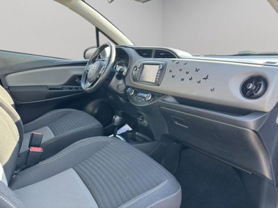 Toyota Yaris 1.5 Hybrid 5 porte Lounge Blue (18)