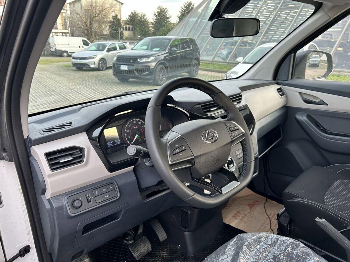 Maxus e Cabinato e Deliver 3 160cv 51.5kWh cab (7)