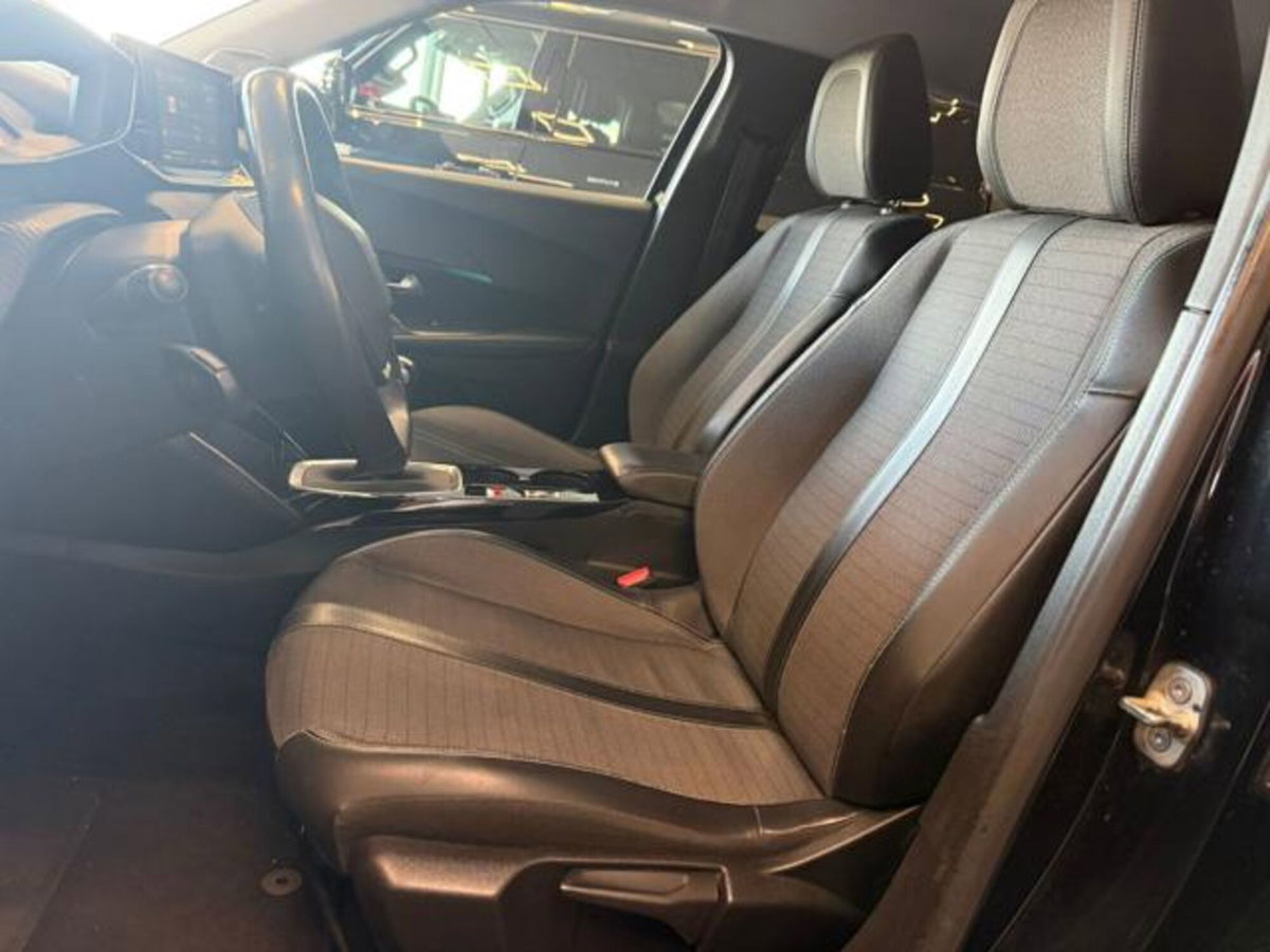 Peugeot 2008 BlueHDi 110 S&S Allure Pack (15)