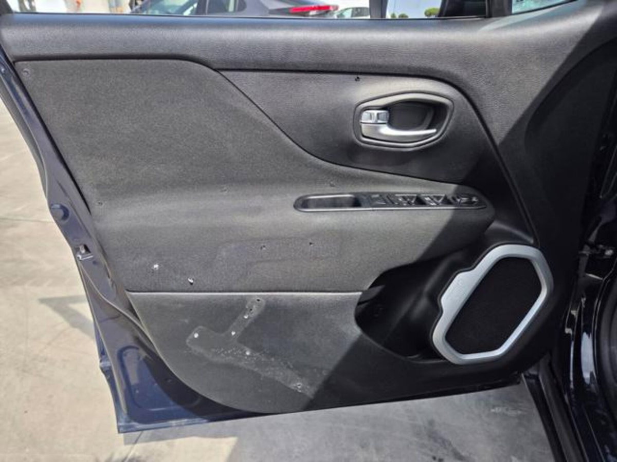 Jeep Renegade 2.0 Mjt 140CV 4WD Active Drive Low S (17)