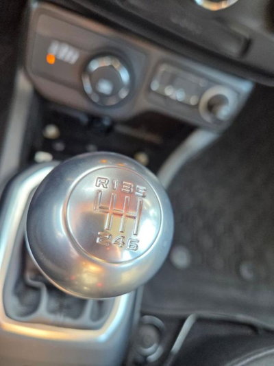 Jeep Renegade 2.0 Mjt 140CV 4WD Active Drive Low Limited (18)